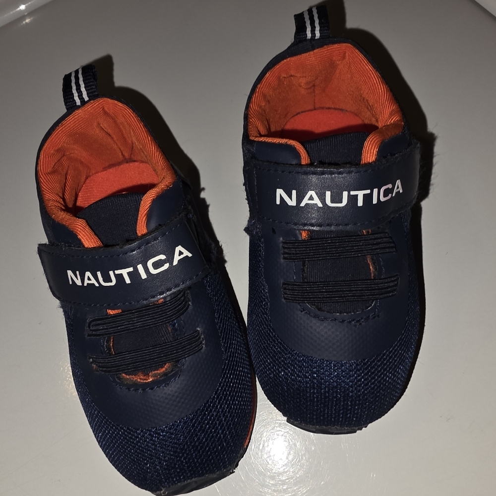 Nautica Toddler Sneakers in Dark Blue and Bright Orange (Size: 4)